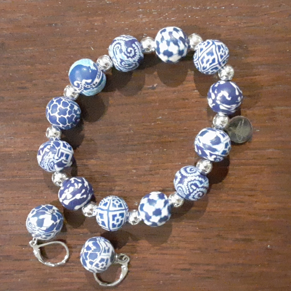 Jilzara bracelet and earring set